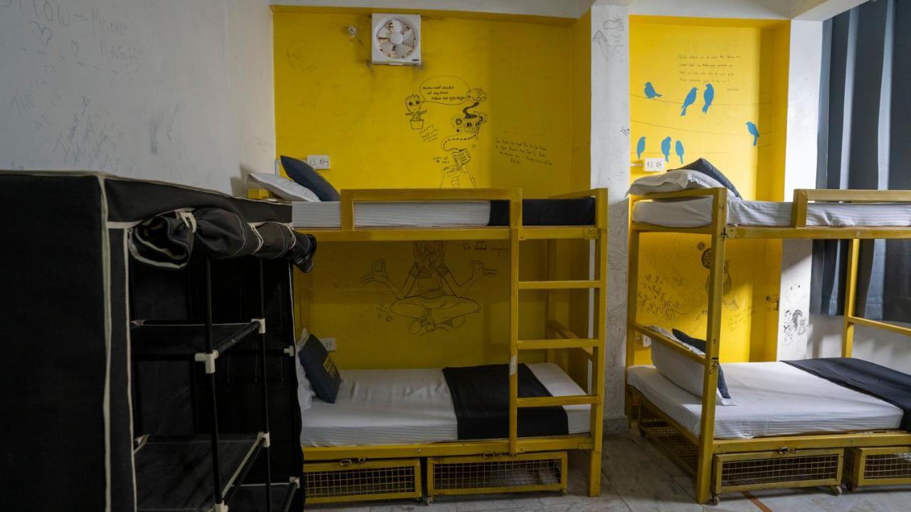 Bunkstay Coworking Hostel & Glamping Rishīkesh Esterno foto