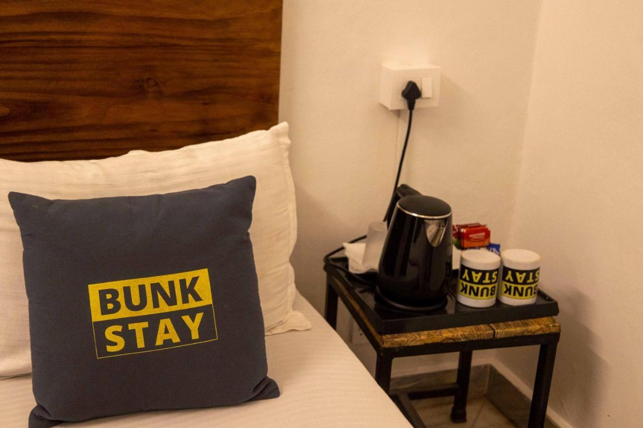 Bunkstay Coworking Hostel & Glamping Rishīkesh Esterno foto