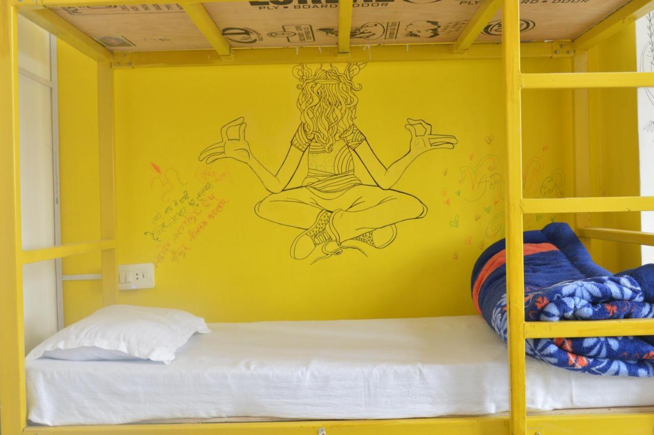 Bunkstay Coworking Hostel & Glamping Rishīkesh Esterno foto