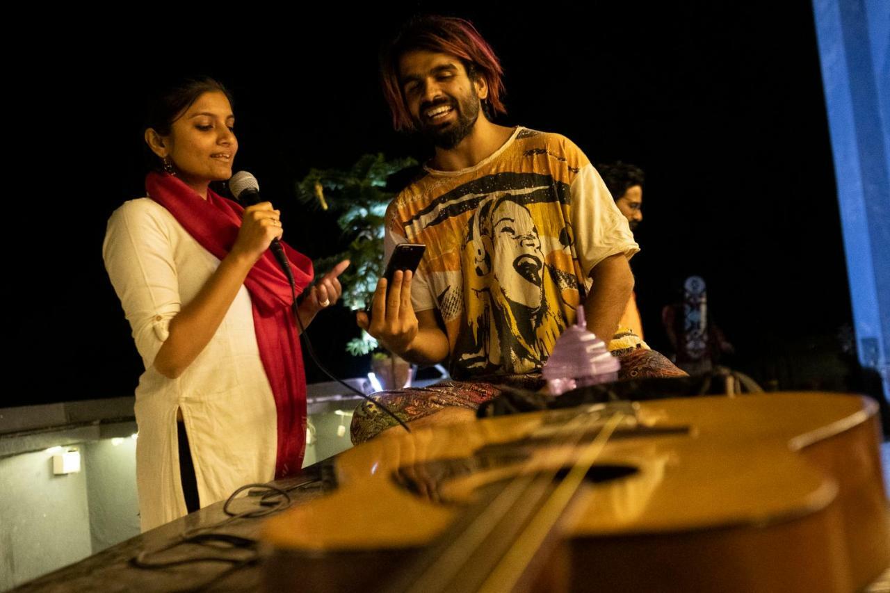 Bunkstay Coworking Hostel & Glamping Rishīkesh Esterno foto