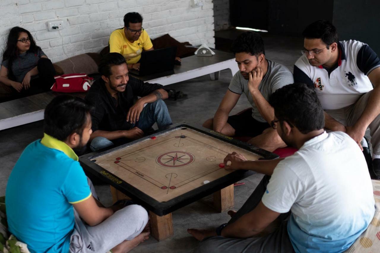 Bunkstay Coworking Hostel & Glamping Rishīkesh Esterno foto