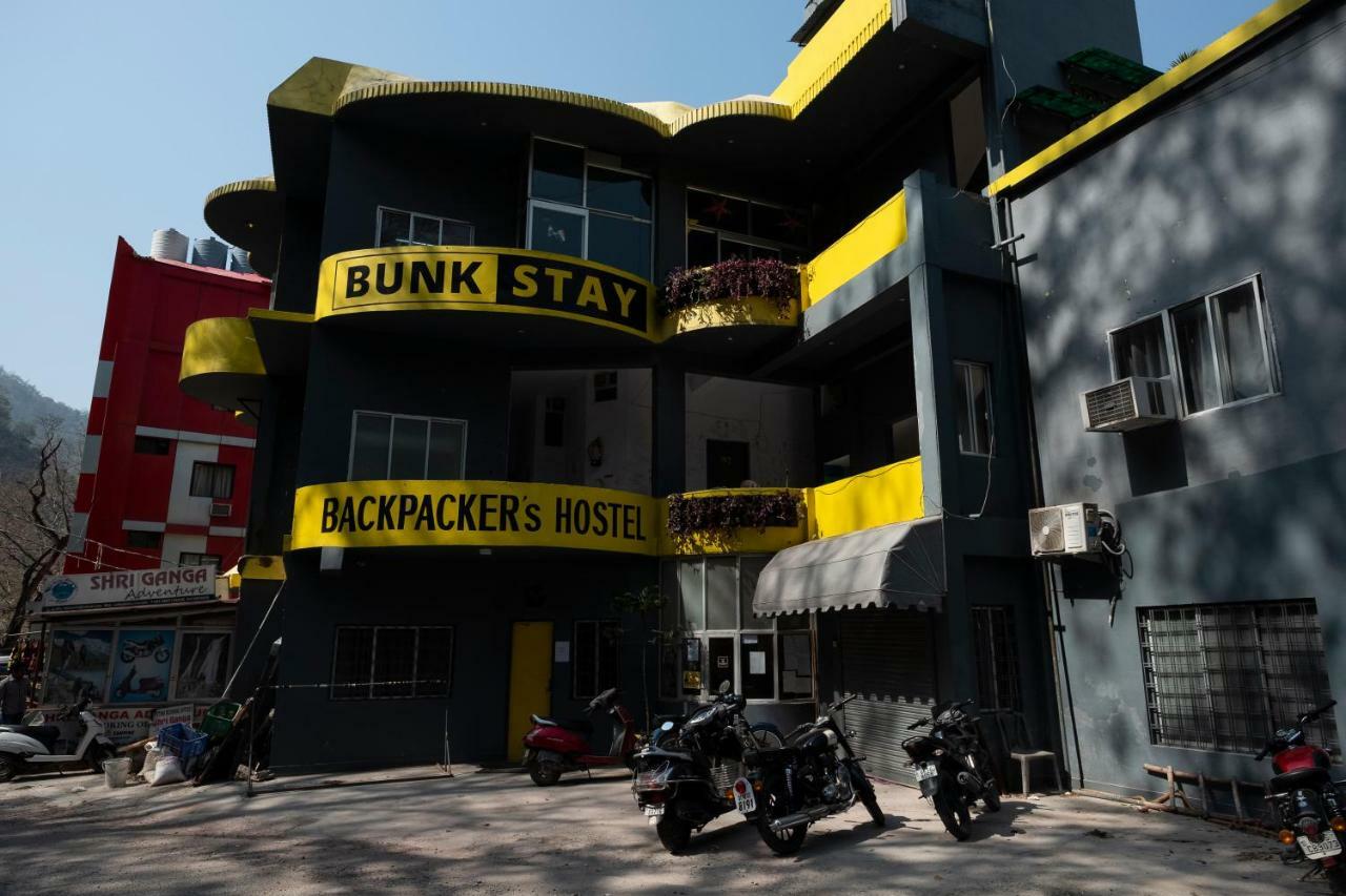 Bunkstay Coworking Hostel & Glamping Rishīkesh Esterno foto